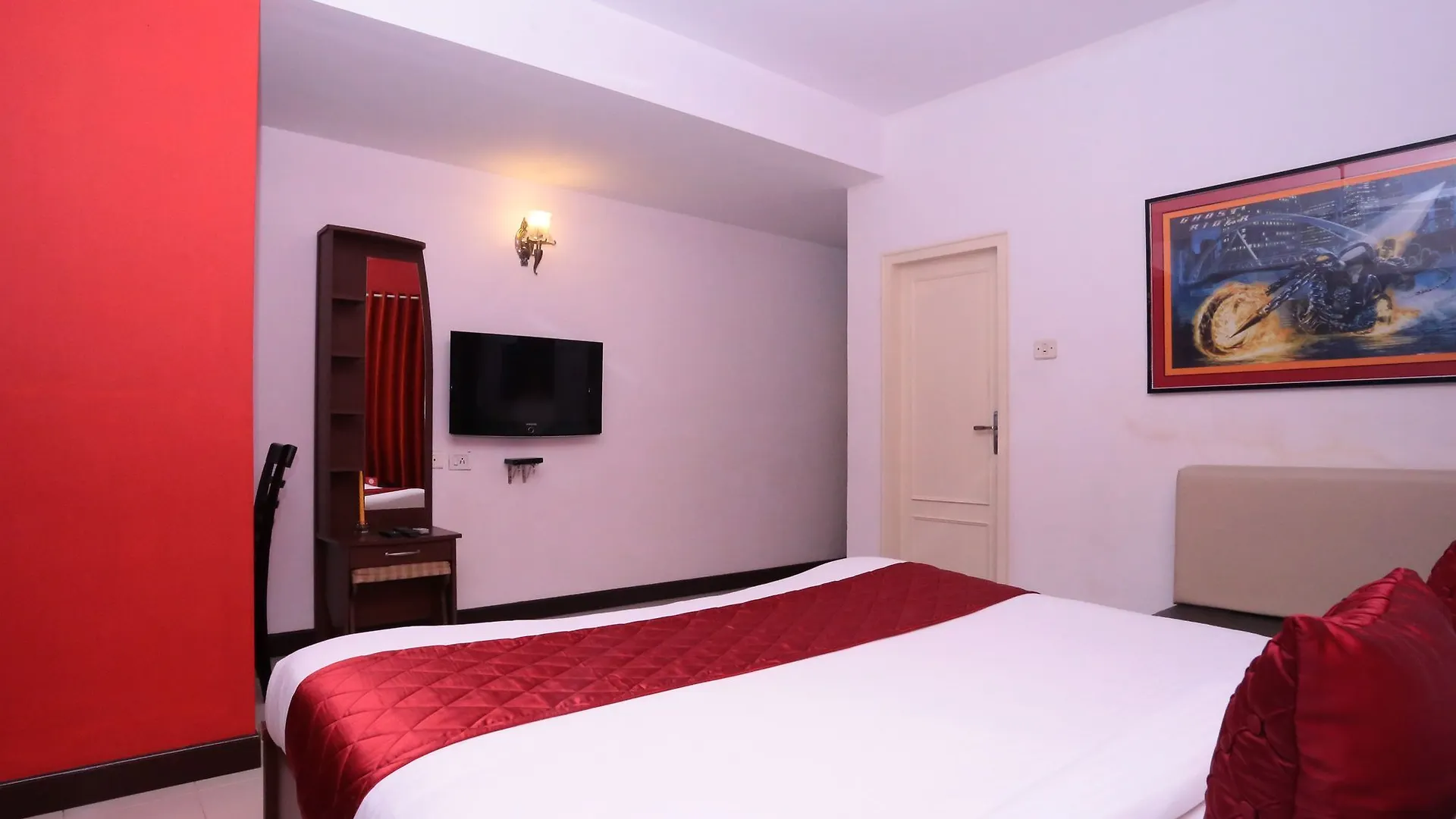 Oyo 10612 Near Ernakulam Railway Station Hotel Kochi