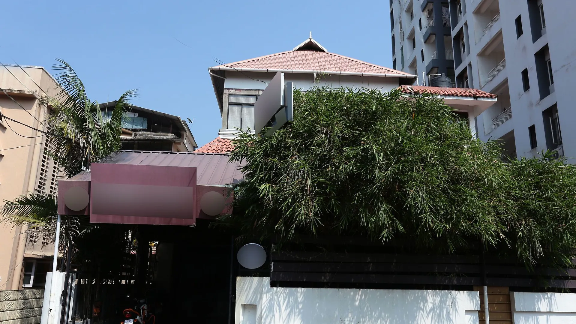Oyo 10612 Near Ernakulam Railway Station Hotel Kochi India